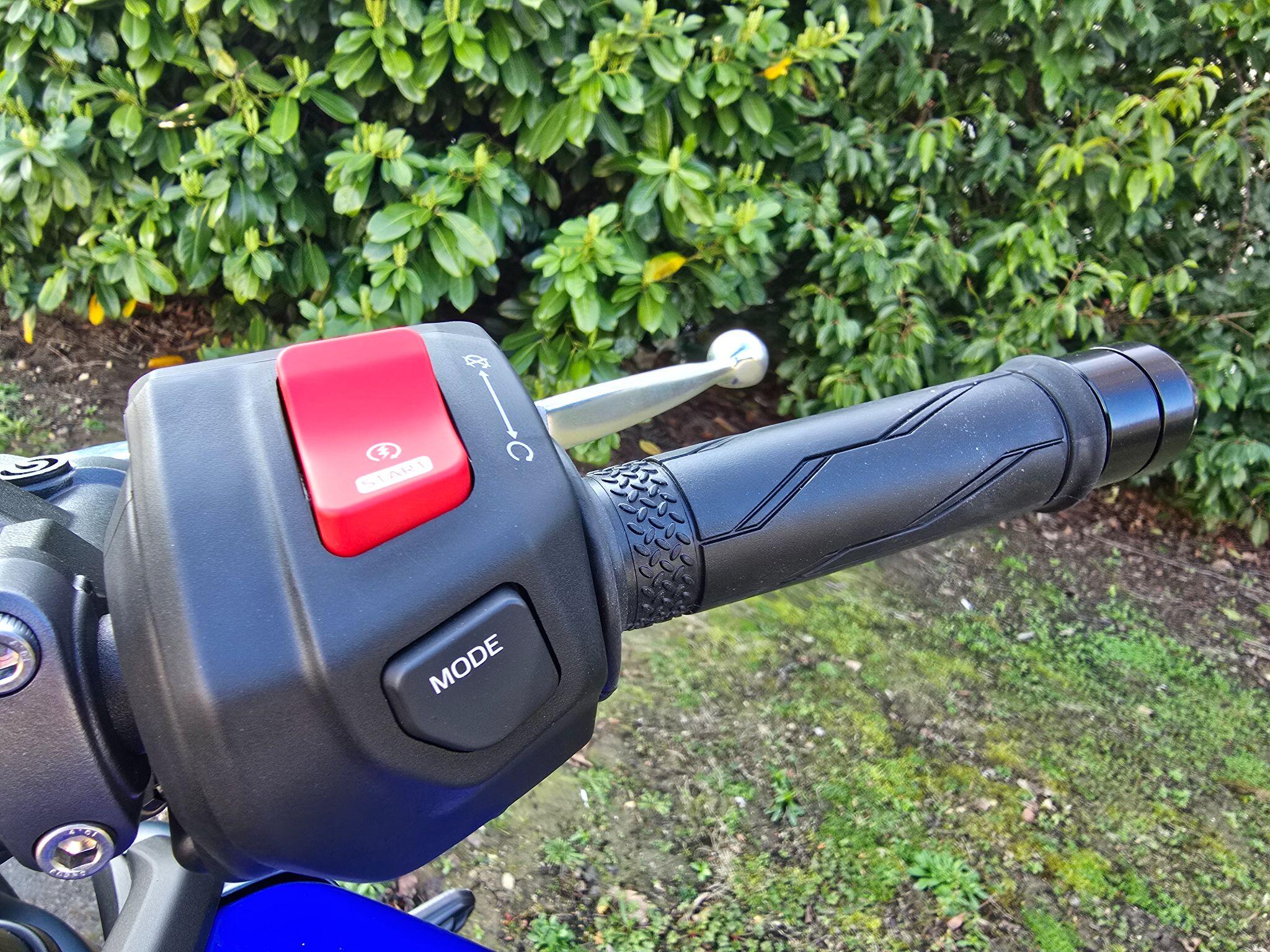 2026 Yamaha 900 Hyper-naked Euro 5